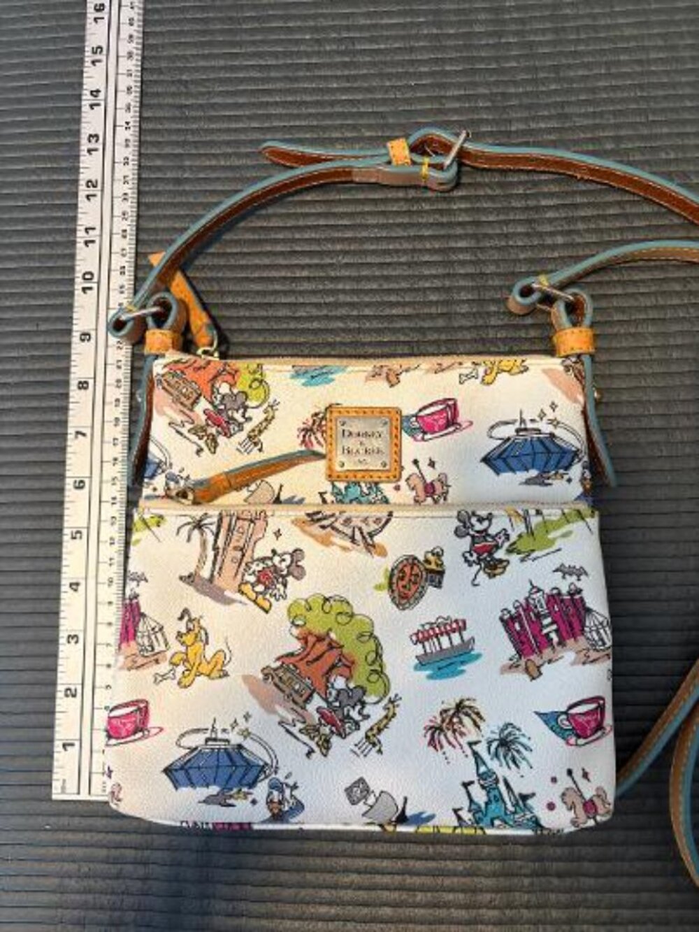 Dooney & Bourke White Multicolor Disney Parks Sketch Crossbody Bag - Picture 3 of 8